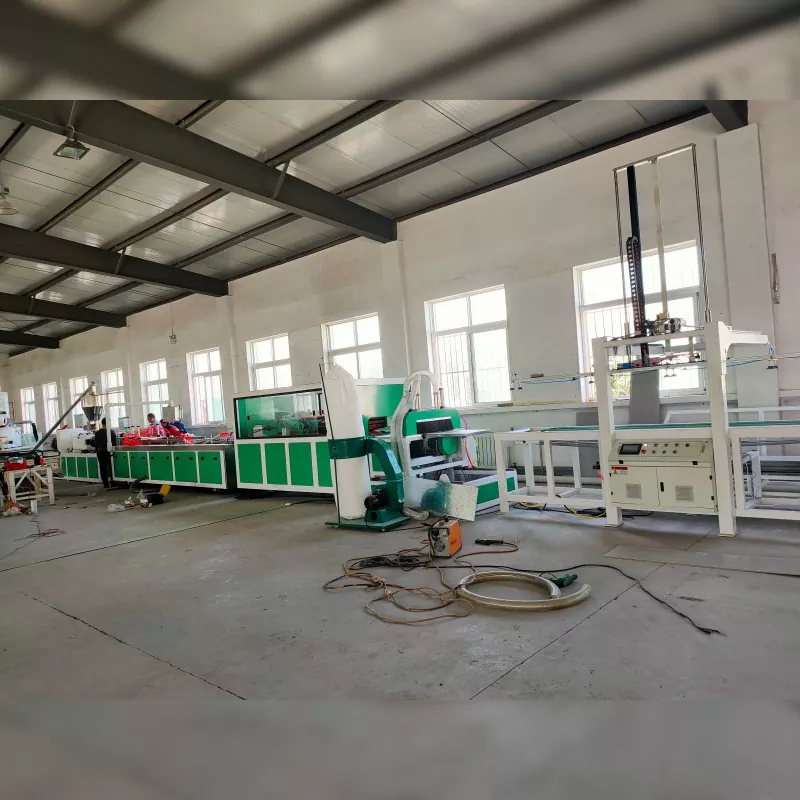 Produktionsutrustning för PVC massiv väggskiva
